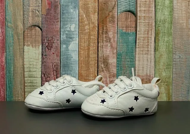 Buty dziecięce – niezbędny element ubioru